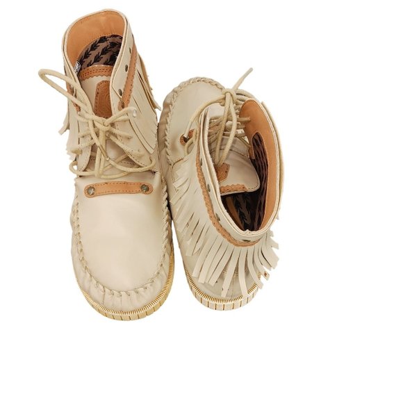 CODE WEST Shoes - CODE WEST CRAE CRAE WOMENS BEIGE MOCASSIN SLIPPER BOOTIES SIZE 10M